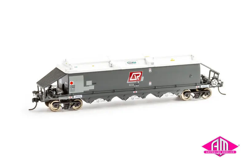Vgk Wheat Hopper Vakg Weathered Qr Red On Patches Vgk304 (4 Car Set) Ho Scale 16.5Mm 1