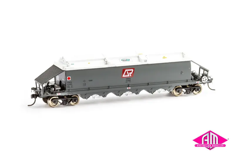 Vgk Wheat Hopper Vakg Weathered Qr Red Vgk305 (4 Car Set) Ho Scale 16.5Mm 1