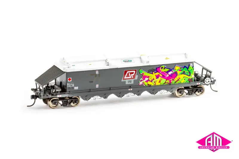 Vgk Wheat Hopper Vgmk Weathered Qr Red On Patches Vgk307 (4 Car Set) Ho Scale 16.5Mm 1