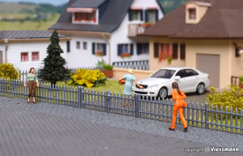 Vollmer - 45008 - Iron Fence - Aluminium Coloured (Ho Scale) 1
