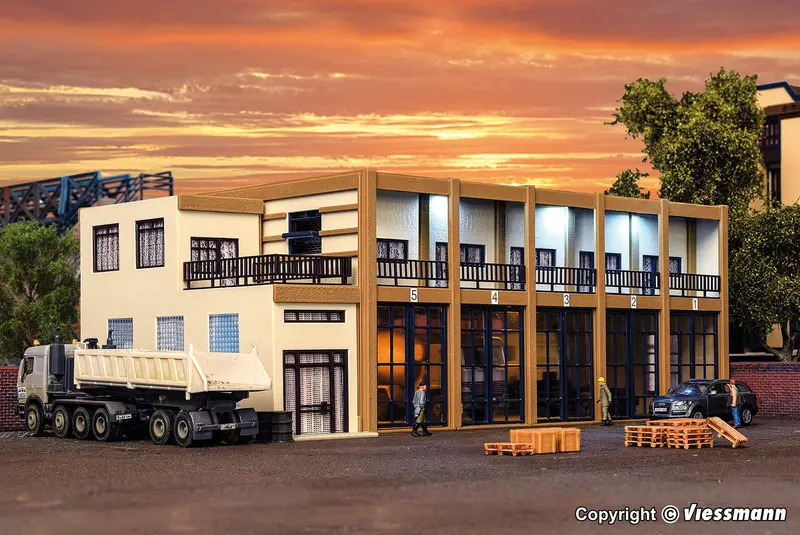 Vollmer - 45607 - Vehicle Depot With Annexe (Ho Scale) 1